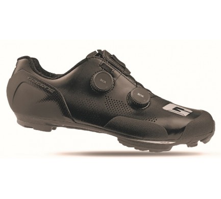 Tretry GAERNE MTB SNX Carbon black EUR 43